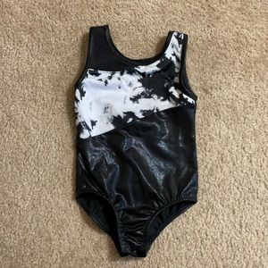 3T Black And White Leotard